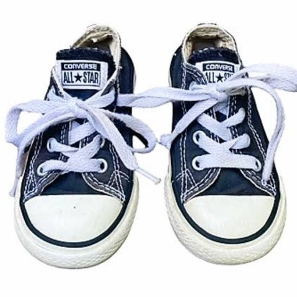 Vintage CONVERSE All Stars Kids Black & White Sneakers Shoes ~ Baby Child Size 6 - Picture 2 of 9